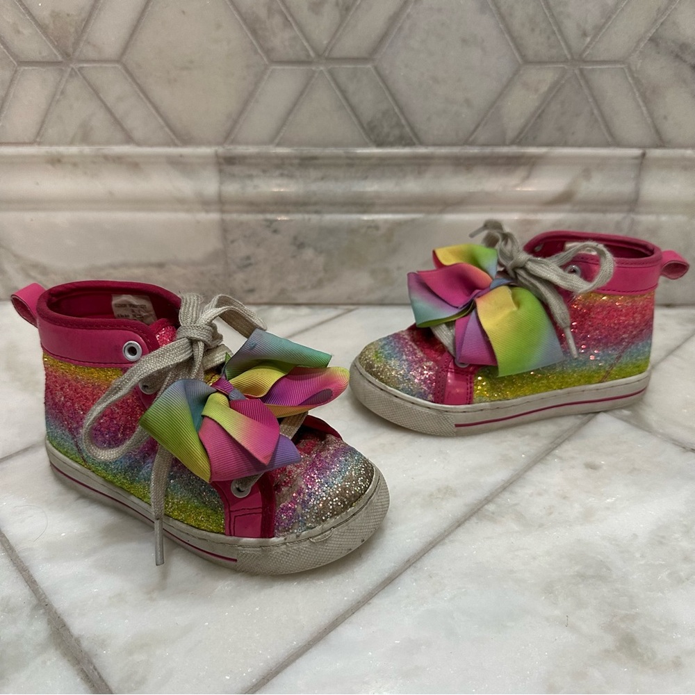 Size 10 Toddler Girls JoJo Siwa Rainbow High Top Sneaker Gym Shoes